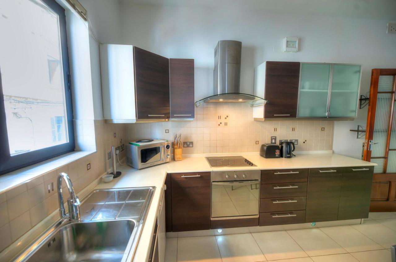 Enormous 3Bedrooms Seafront With Balcony Pdeh1-1 Sliema Exteriör bild
