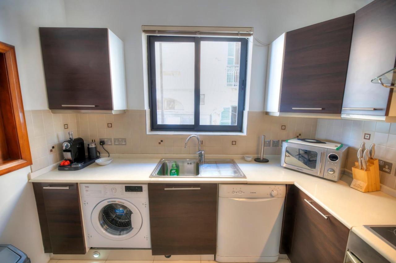 Enormous 3Bedrooms Seafront With Balcony Pdeh1-1 Sliema Exteriör bild
